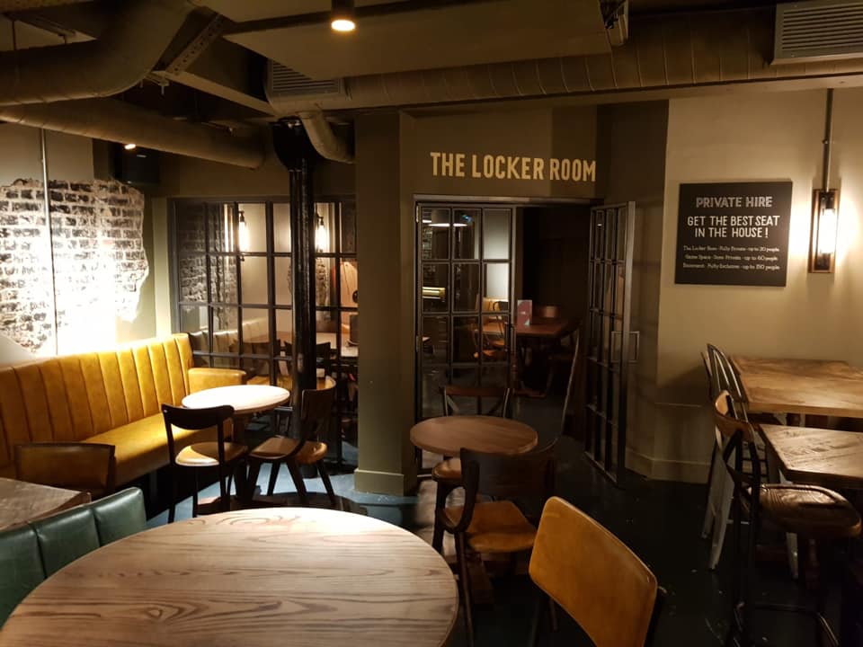 Retail Joinery - Bar Fitting