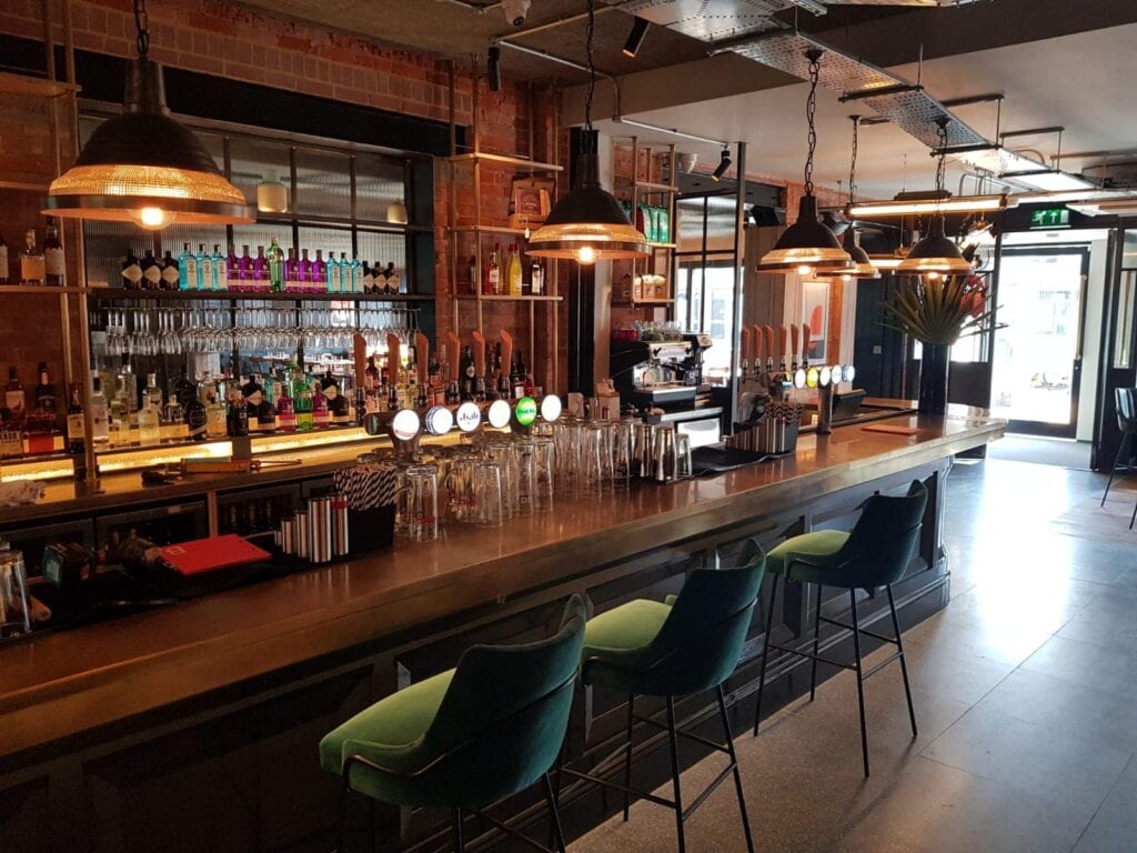 Retail Joinery - Bar Fitting